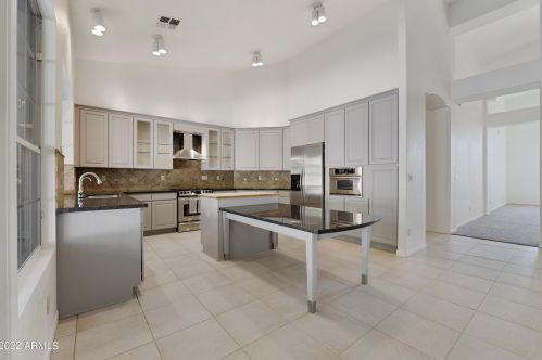 1624 Briarwood Ter, Phoenix AZ 85048-0151 exterior