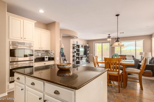 5227 Desperado Way, Phoenix AZ  85083-7353 exterior