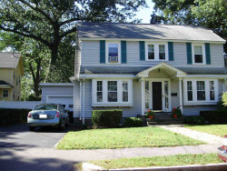37 King St, Newton, MA 02466-1214