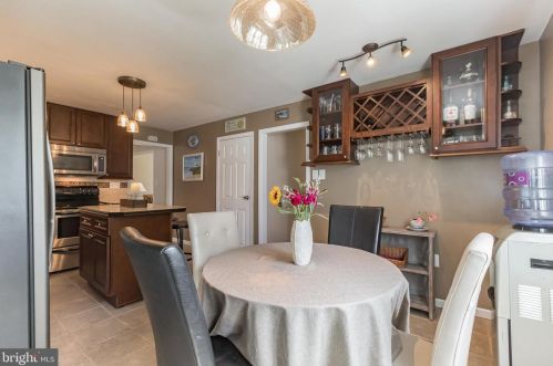 841 Boundary Rd, West Deptford NJ 08096-3614 exterior