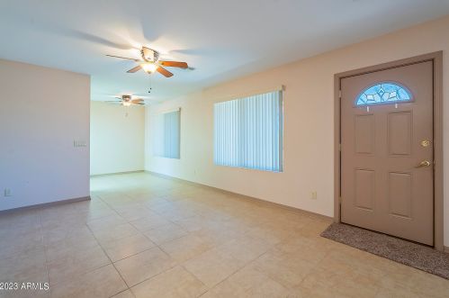 2324 Cactus Rd, Phoenix AZ 85032-7609 exterior