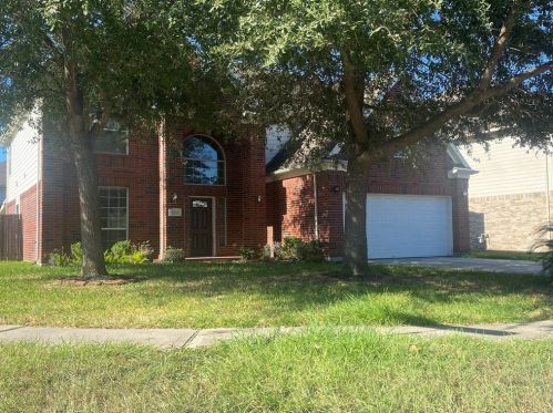 7626 Brighton Knolls Ln, Richmond TX  77407-1599 exterior