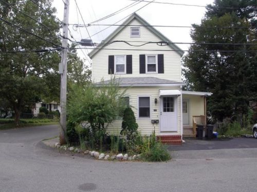 147 Harding Ter, Dedham MA  02026-2507 exterior