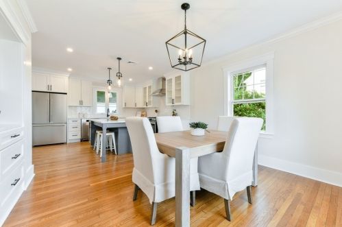 207 Whiting Ave, Dedham MA  02026-3120 exterior