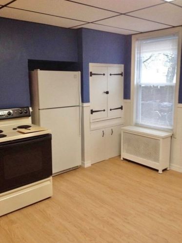 68 Windsor St, Worcester MA 01605-2141 exterior