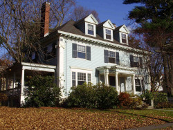 63 Lombard St, Newton, MA 02458-2513