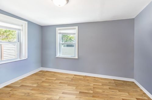 58 Lawn Ave, Quincy MA 02169-7337 exterior