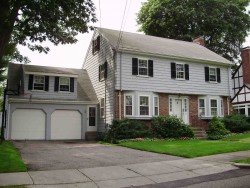 45 Olde Field Rd, Newton, MA 02459-2757