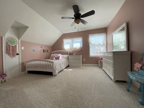 16 Dyer Ave, Whitman MA 02382-2408 exterior