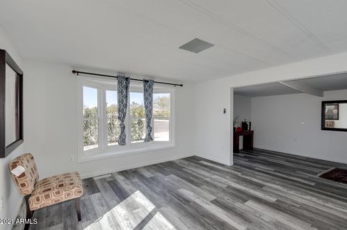 18439 2nd St, Phoenix AZ 85022-1008 exterior