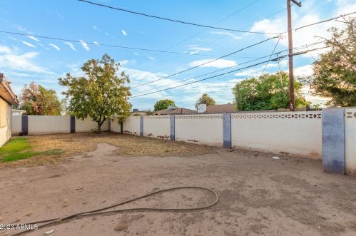 6738 33rd Ave, Phoenix AZ 85041-7416 exterior