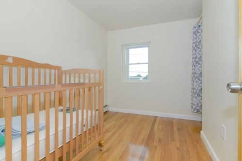 135 Bridge St, Newton MA 02458-1105 exterior