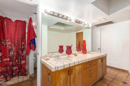 2938 Coronado Rd, Phoenix AZ 85008-3825 exterior