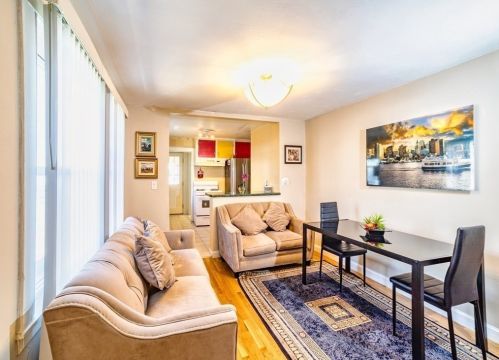 34 Lawn Ave, Quincy MA 02169-7336 exterior