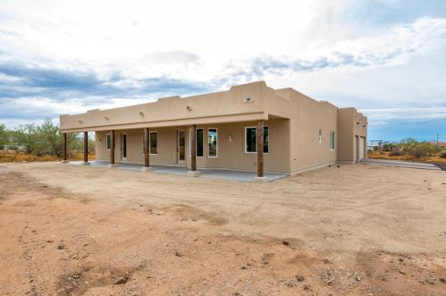 40532 3rd Ave, Phoenix AZ 85086-7203 exterior