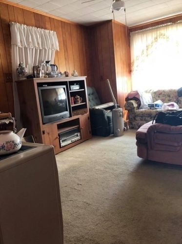 480 Belmont St, Fall River MA 02720-3801 exterior