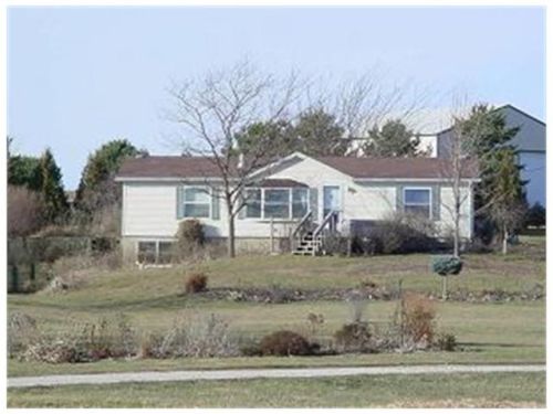 6231 24th Ave, Vinton, IA 52349-9473