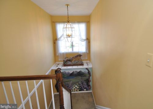 24854 Main St, Columbus NJ 08022-1339 exterior