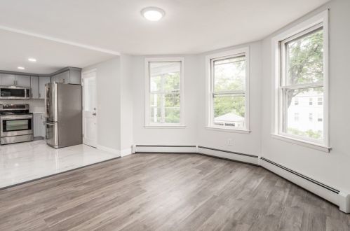 72 Whipple St, Worcester MA  01607-1363 exterior