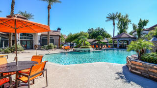 5151 Guadalupe Rd, Phoenix AZ  85044-7710 exterior