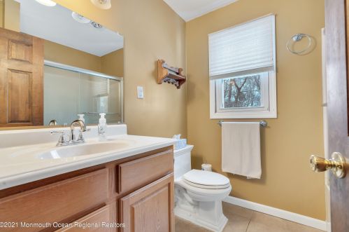 8 Red Cedar Ct, Jackson Twp NJ 08527-1351 exterior