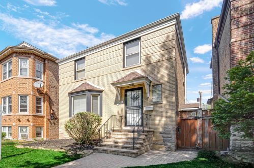 1843 Maple Ave, Forest View, IL 60402-1549