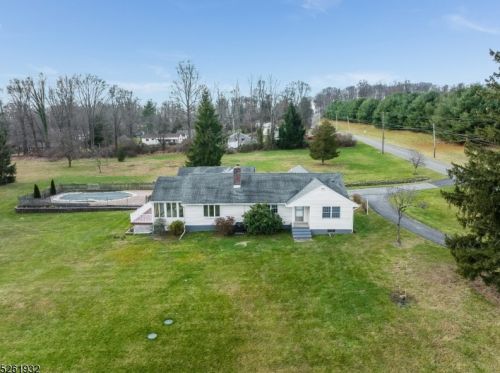 486 Adamic Hill Rd, Milford NJ  08848-1742 exterior