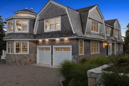 558 Fox Hill Rd, Chatham MA 02633-1412 exterior