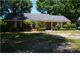 451 Norton Dr, Satsuma, AL 36572-2718