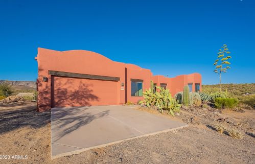 48909 3rd Ave, Phoenix AZ 85027-4700 exterior