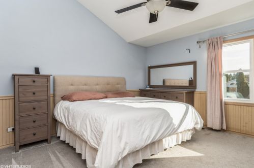 318 Blackfoot Dr, Lemont IL 60490-5524 exterior