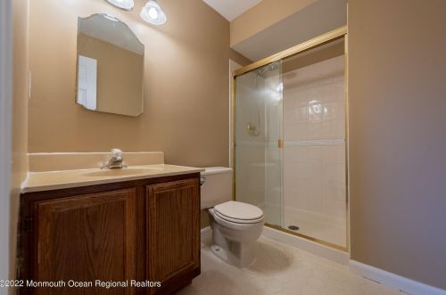 17 Heritage Ter, Jackson Twp NJ 08527-2238 exterior