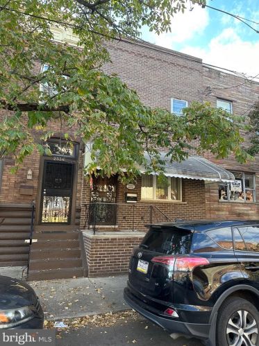2332 16th St, Philadelphia, PA 19132-4401