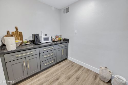 4115 Catalina Dr, Phoenix AZ 85015-6024 exterior