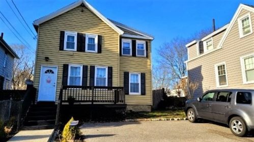 171 Smith St, New Bedford, MA 02740-4338