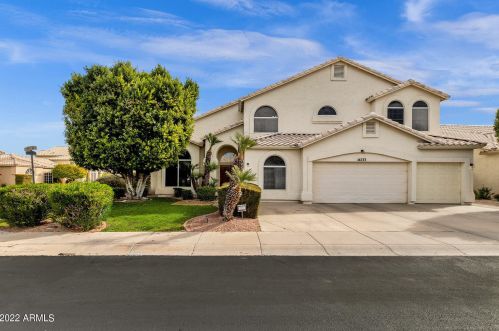 14233 17th St, Phoenix, AZ 85022-4585