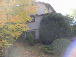 211 Parker St, Newton, MA 02459-2550