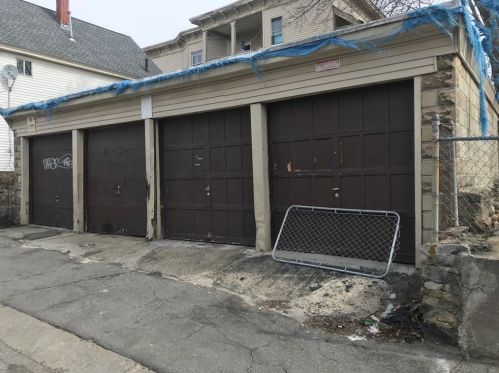 58 Buswell St, Lawrence, MA 01841-1723