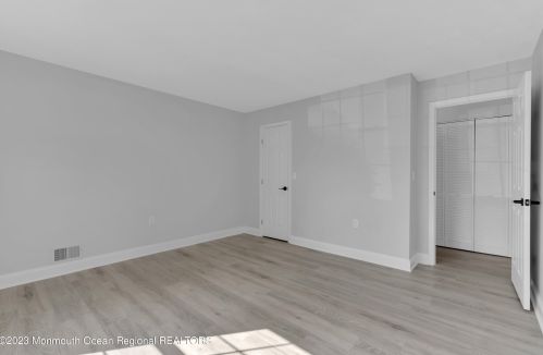 402 Daffodil Dr, Jackson Twp NJ 08527-4127 exterior