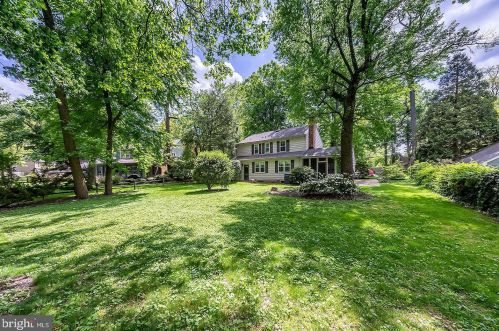 947 Locksley Ln, West Deptford NJ  08096-3121 exterior