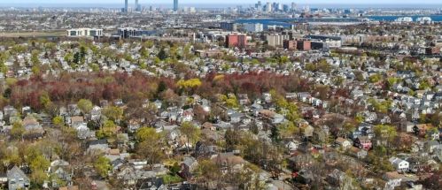 140 Summit Ave, Quincy, MA 02170-3623