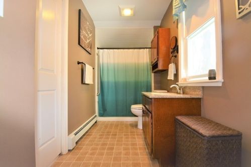 112 Bates Ave, Quincy MA 02169-1508 exterior