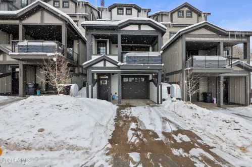 1231 Lowell Ave, Park City UT 84060-5115 exterior