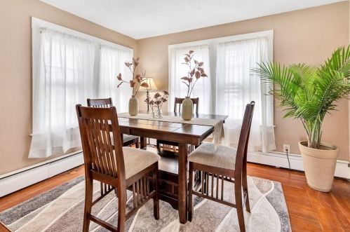 5 Scadding St, Taunton MA 02780-1100 exterior