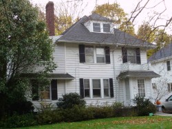 66 Elmore St, Newton, MA 02459-1119