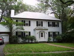 65 Howland Rd, Newton, MA 02465-2947