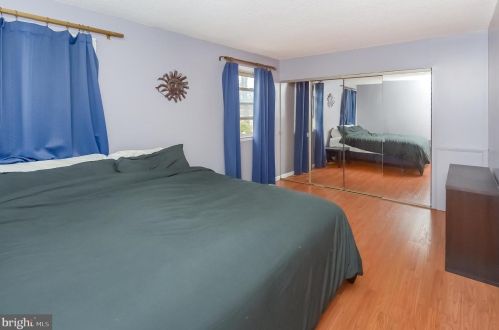 534 Elberne Ave, West Deptford NJ 08093-1716 exterior