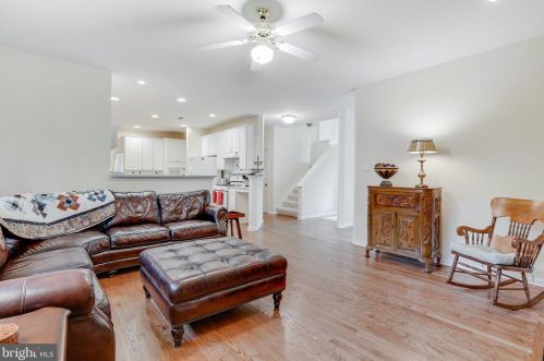 5424 Wooded Way, Columbia MD 21044-5722 exterior