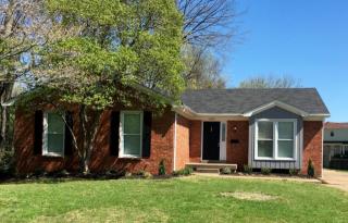 1605 Carlimar Ln, Louisville KY  40222-6636 exterior