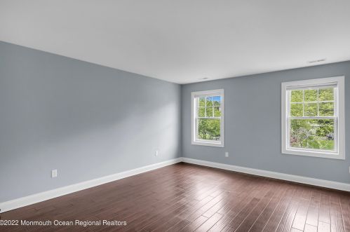 56 Rivers Edge Dr, Little Silver NJ 07739-1706 exterior